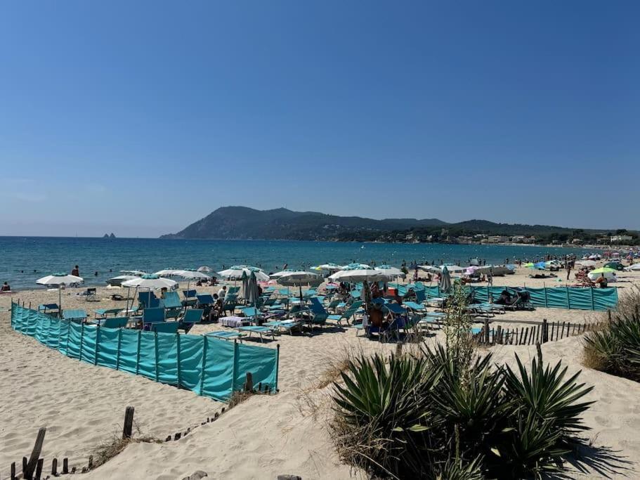 Appart Cosy, Piscine, Clim, Parking Prive - Proche Plage - Arrivee Autonome - Lit Queen Size La Seyne-sur-Mer Extérieur photo